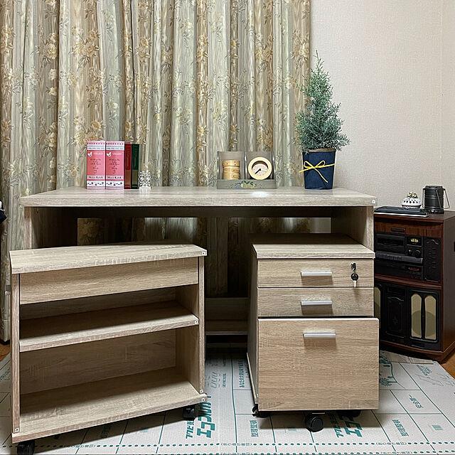 kuraの不二貿易-デスク３点セットの家具・インテリア写真