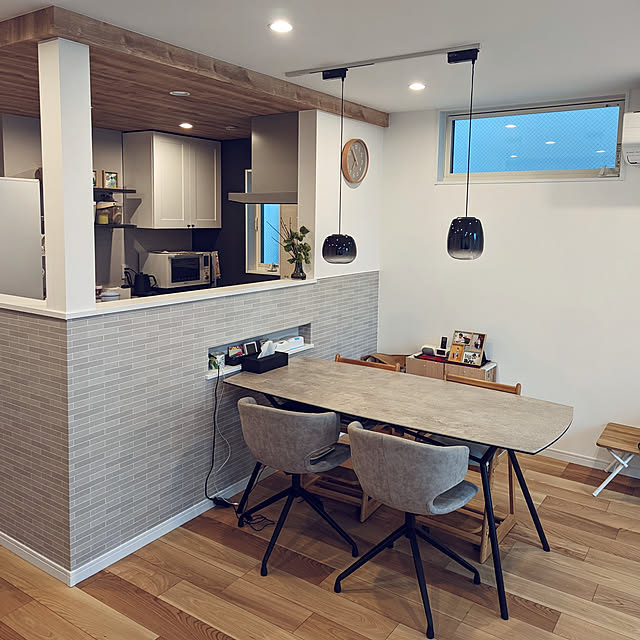 写真付きレビュー】ペンダントライト コイズミ ガラス スモークグレー