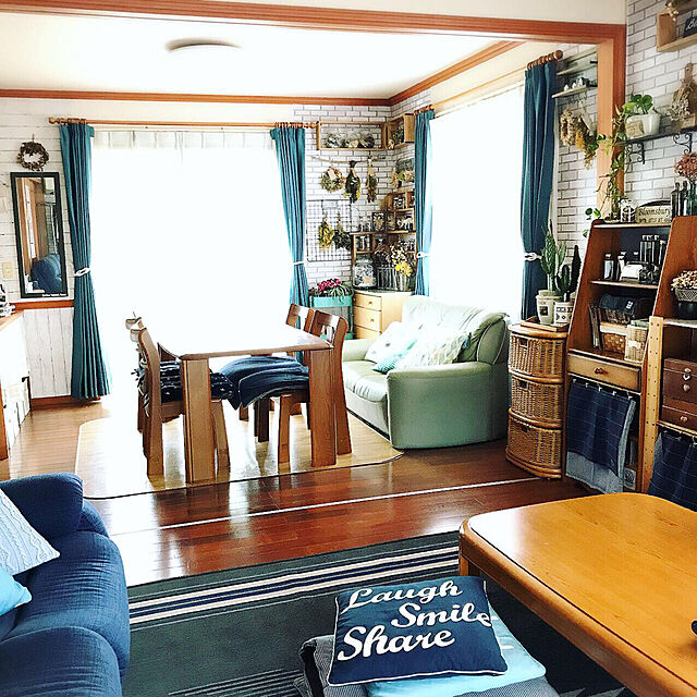 haruのニトリ-レースカーテン(エスパス ターコイズブルー 100X198X2) の家具・インテリア写真