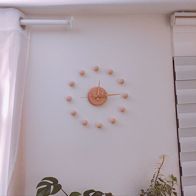 lukatherの-壁掛け 時計 木製 時計 名入れ 壁掛け時計 サテライトクロック ドリィーミーパーソン 旭川クラフトの家具・インテリア写真
