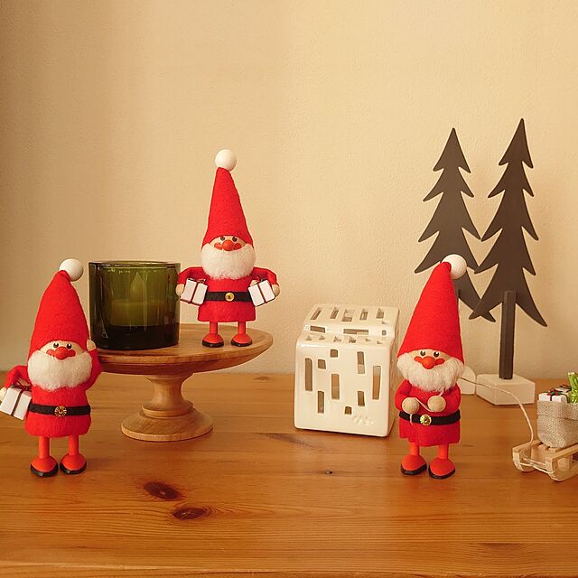 dreamboxの-ノルディカニッセ プレゼントを持ったサンタ フェルトシリーズ 赤 NORDIKA nisse クリスマス 雑貨 木製 人形 北欧 NRD120063の家具・インテリア写真