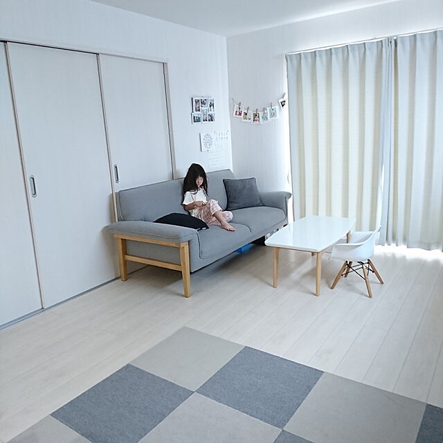 ka-koのニトリ-3人用布張りソファ(STERY) の家具・インテリア写真