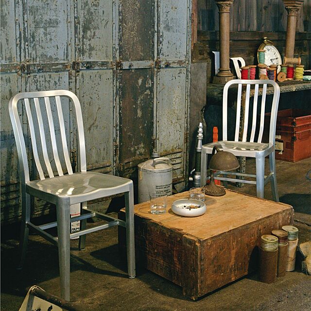 DULTONの-STANDARD CHAIRの家具・インテリア写真
