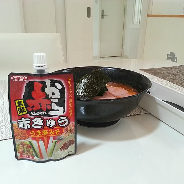 naoの-名古屋名物 本家赤から 赤きゅう うま辛みそ(75g)【赤から】の家具・インテリア写真