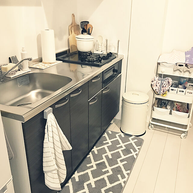 momomoのニトリ-キッチン用フロアマット(キカ GY 45X120) の家具・インテリア写真