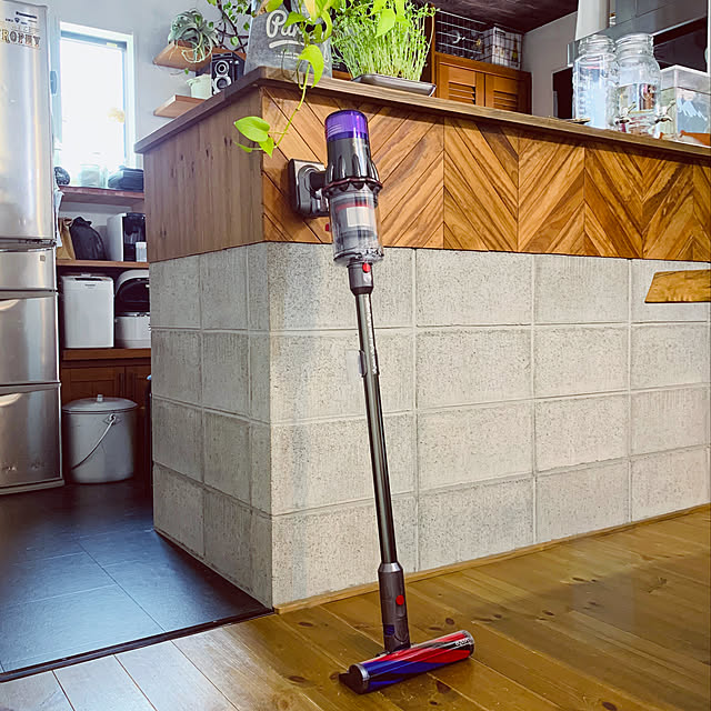 colonの-【新品/在庫あり】Dyson Digital Slim Fluffy Origin SV18 FF ENT ダイソン コードレススティッククリーナー 掃除機(SV18FFENT)の家具・インテリア写真