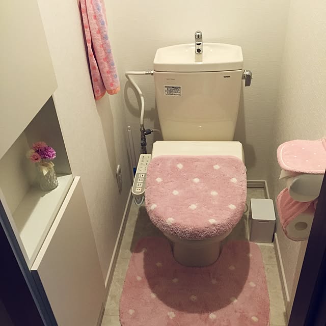 miiのオカ-オカ トイレマット ピュアコロン 約58×64cm ピンクの家具・インテリア写真