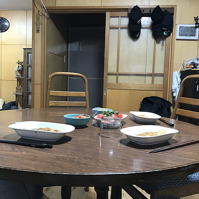 misamisa1113の-【開梱設置無料】 ダイニングテーブル 4人掛け 食堂テーブル 4人用 食卓テーブル おしゃれ コーヒーテーブル アンティーク 丸テーブル 木製 古民家家具 インテリア 日本製 国産 高級 飛騨産業 穂高 ウィンザー 送料無料 通販 【hid】【smtb-f】の家具・インテリア写真