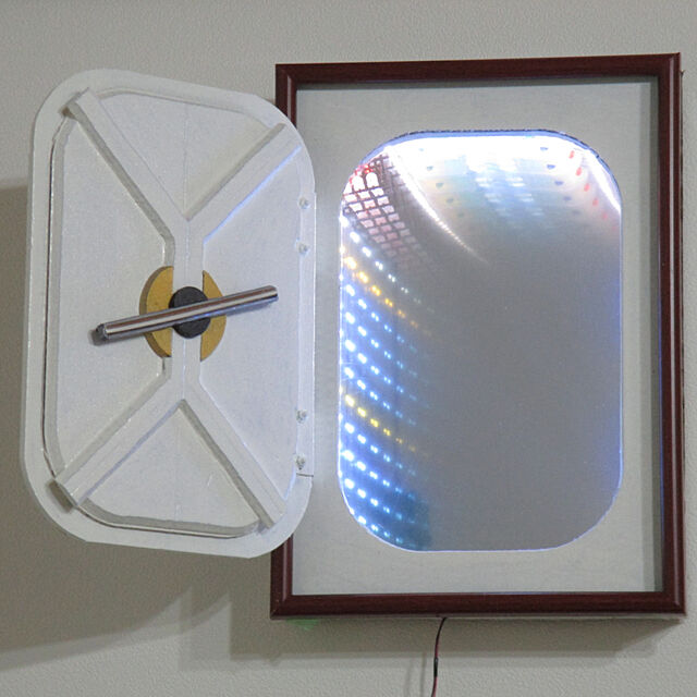 sazanamiのkaito-LEDテープライト 5m 300灯 12V 両端子 1チップ 薄型 非防水 単体 白色の家具・インテリア写真