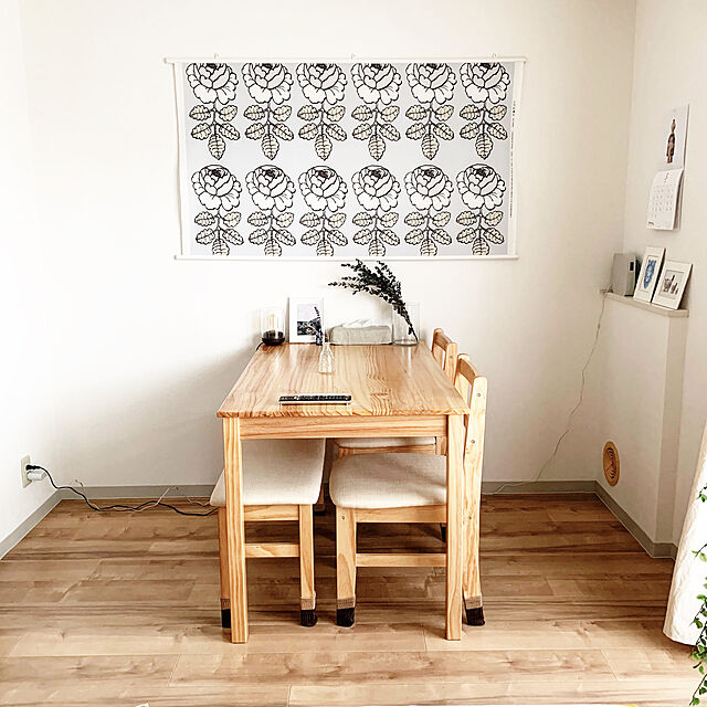 sunの-LISA LARSON (リサ・ラーソン) | 2021 セラミックワークス | 壁掛けカレンダー【メール便配送OK 北欧 インテリア おしゃれ かわいい】の家具・インテリア写真