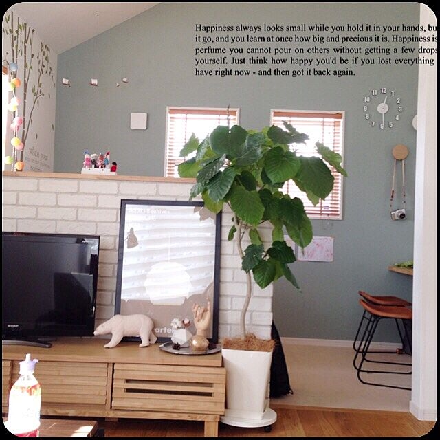 chikoの-ウォールステッカー 木 飾りつけ 壁紙 パーティ 剥がせる 雑貨 北欧 誕生日 キッチン 白樺の森2の家具・インテリア写真