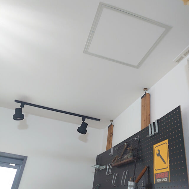 komokenのパナソニック電工-パナソニック(Panasonic) 照明器具配線 ショップライン ダクト本体 1m 黒 DH0221の家具・インテリア写真
