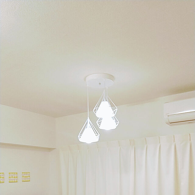 fujikeiの-ペンダントライト　シーリングライト吊り下げ照明 ダイヤモンド型3灯 おしゃれ 吊り下げライト シーリングライト ダイニング リビング 照明 北欧 カフェ モダン 天井照明 LED対応の家具・インテリア写真