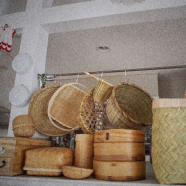 hananoのマイナビ-カゴアミドリのかごの本 世界のかご 日本のかご 暮らしのかごの家具・インテリア写真