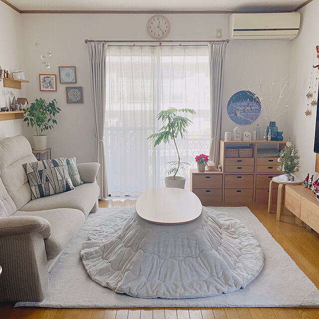yukaのイケヒコ・コーポレーション-こたつ布団 楕円形 無地調 「 ラピアス 」 約185×225cm楕円 くすみカラー ニュアンスカラーの家具・インテリア写真