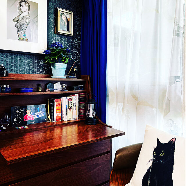 chisaaaaの-クッションカバー BLACK CAT ネコ ペットデザイン 45×45cm リネン 天然の麻を含んだハンドメイド 黒猫 プレゼント ギフト レトロスタイル 新生活 新居 引越し祝い 新築 子供 家 おうち 在宅 おしゃれの家具・インテリア写真