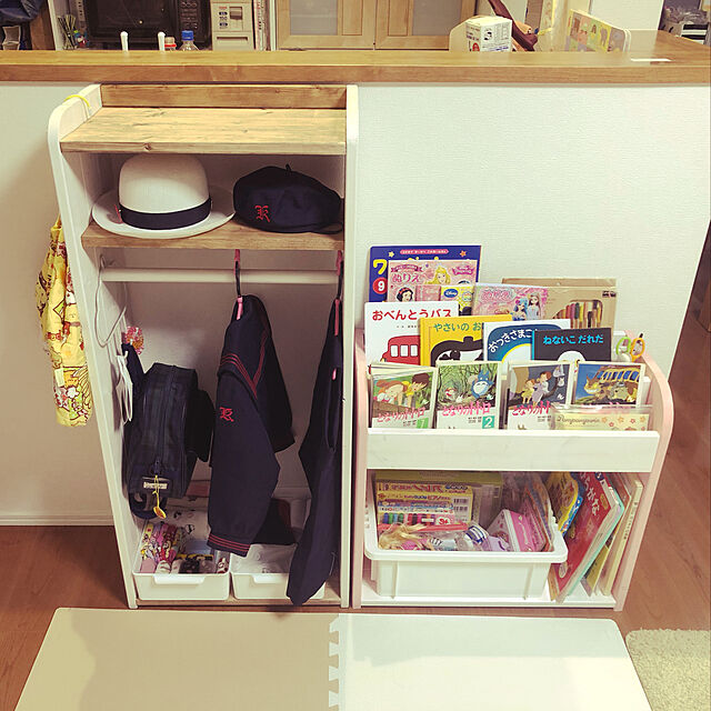 hatahiroのひさかたチャイルド-おべんとうバス (たべもの×のりもの×あかちゃん【0歳・1歳・2歳児の絵本】の家具・インテリア写真