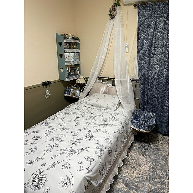 momocchiのニトリ-【デコホーム商品】のびてピタッとフィットする枕カバー(NクールSP ラインアート N3-5) の家具・インテリア写真