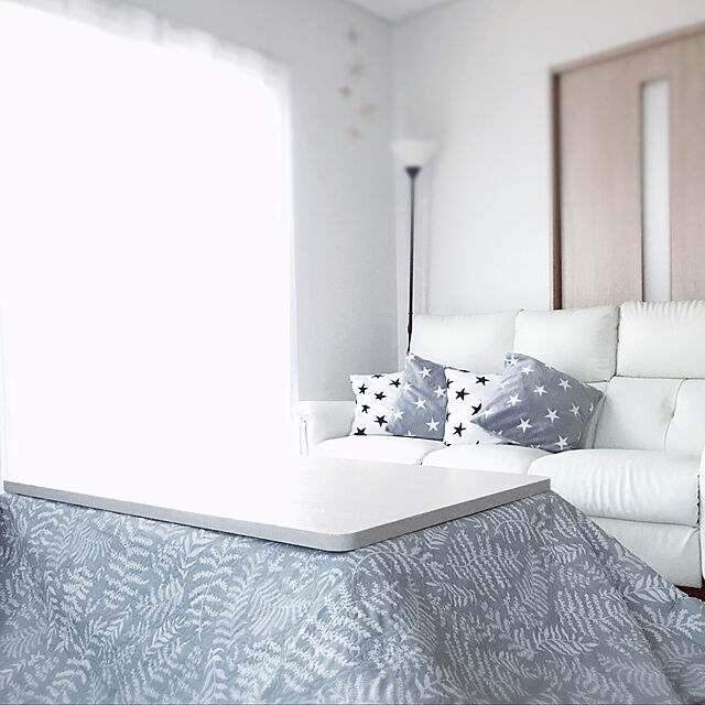 punknのニトリ-合成皮革テーブル付3人用電動リクライニングソファ(NSクリーン ピュール WH) の家具・インテリア写真