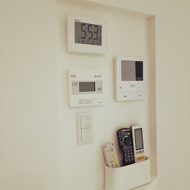 rumi_home169のノーブランド-SEIKO ギフト包装無料 セイコークロック 掛け時計 壁掛け 置き時計 目覚まし時計 電波時計 SQ770W デジタル カレンダー 温度計 湿度計 おしゃれ あす楽対応の家具・インテリア写真