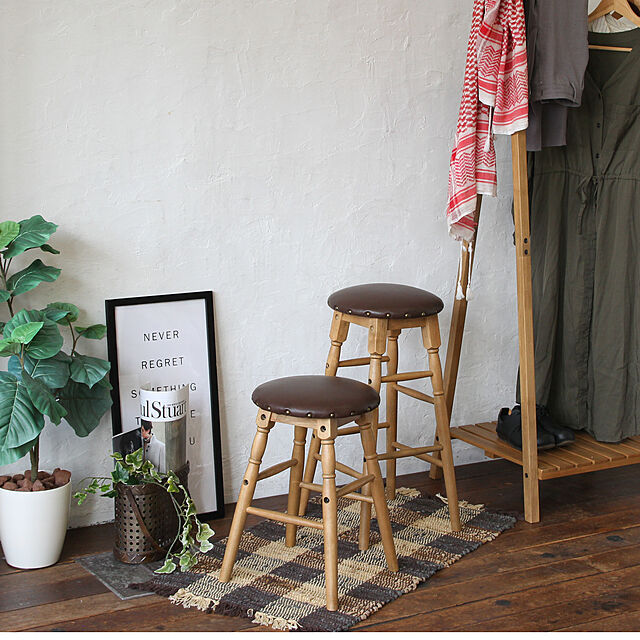 ICHIBAの-高さ48.5cm ロースツール チェア 椅子 バー カフェ おしゃれ かわいい カフェ アウトドア RAS-3332BR Rasic Low Stoolの家具・インテリア写真
