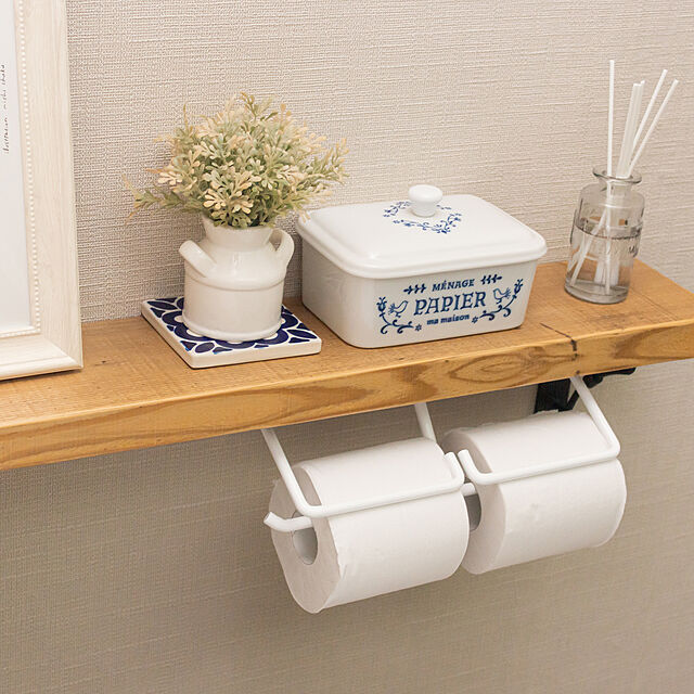 toiletasのといれたす-といれたす|アイアンペーパーホルダー2連ホワイト（壁付/カウンター下付け|日本製）の家具・インテリア写真