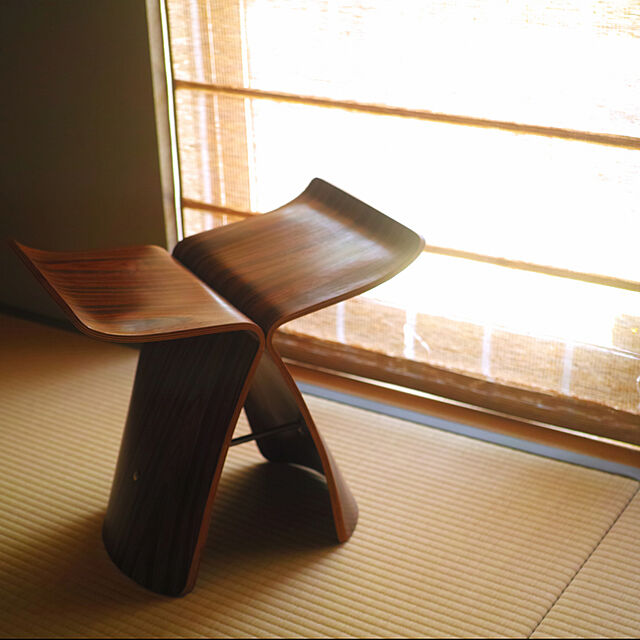 SouthOrangeのWill-Limited.-ウイングスツール 成形合板 木製スツール ローズウッド ウォールナット メープル | デザイナーズ リプロダクト デザイナー ブラウン クッション 椅子 オットマンの家具・インテリア写真
