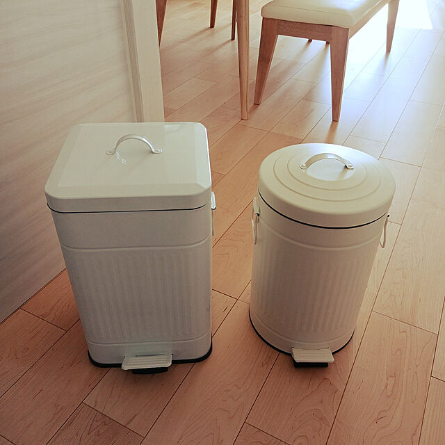 happy_kakakaのニトリ-ペダルペールソフトクローズ 12L(アイボリー) ゴミ箱 ごみ箱 ペール ダストボックス ふた付き の家具・インテリア写真