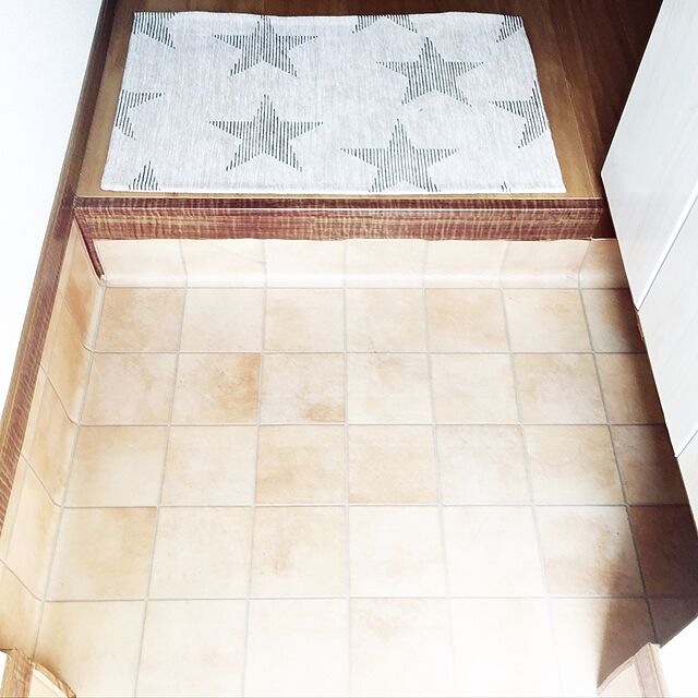 ikの-STARDUST スター モチーフ フロア マット （アイボリー） 80cm×50cm 星柄 ラグマット 【あす楽対応】の家具・インテリア写真