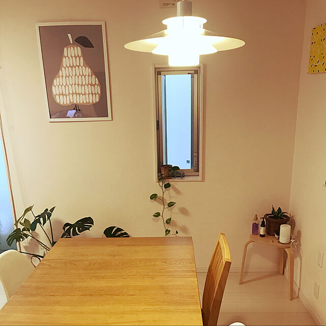 Momooの-ペンダントライト 北欧 ダクトレール用照明 ダイニング照明 食卓用 おしゃれ LED対応 キッチン 照明器具 リビング用 居間用 おしゃれの家具・インテリア写真