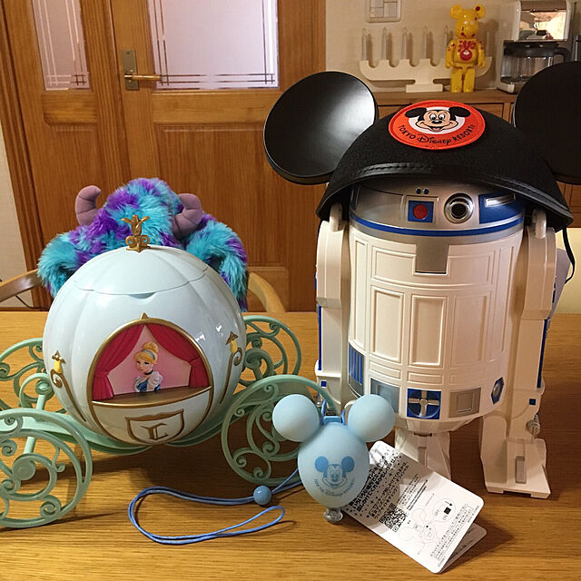 Greeeen...の-スターウォーズ R2-D2 ポップコーンバケット ロボット ドロイド アールツー 東京ディズニーランド限定 TDR Starwars Robot Popcorn Bucket Limited in Tokyo Disneylandの家具・インテリア写真
