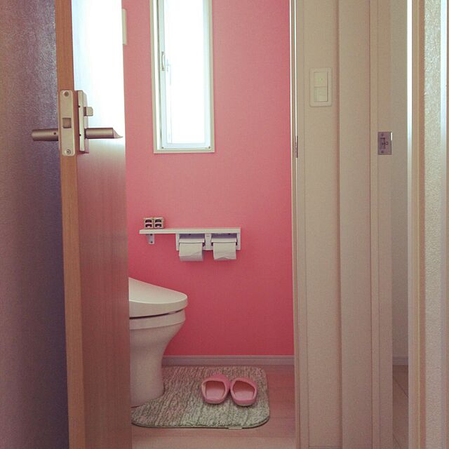 toiの-【メール便OK】 ピンク色のペンキ 《 水性塗料 》つや消し [ イマジンウォールペイント ( パウチ カラーサンプル ) pretty Girl プリティ・ガール 《 147 》 ]の家具・インテリア写真