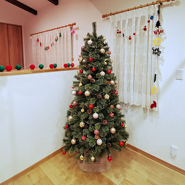 Sakuraの-LED 電池式 ジュエリーライト 100球 10m リモコン 8パターン 電球色 イルミネーション クリスマスツリー アルザス 柊の家具・インテリア写真