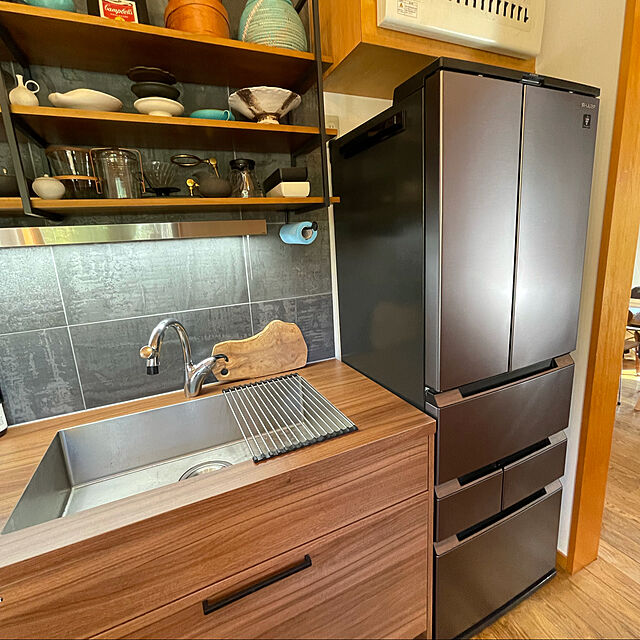 kabu10の-SHARP SJ-MF46H-H ダークメタル [冷蔵庫 (457L・フレンチドア)]の家具・インテリア写真