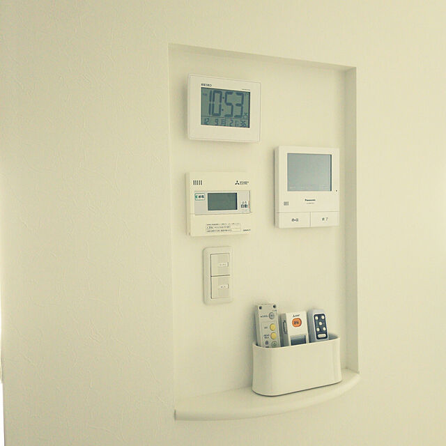 rumi_home169のノーブランド-セイコー クロック 目覚まし時計 電波 デジタル 掛置兼用 カレンダー 温度 湿度 表示 大型画面 白 パール SQ770W SEIKOの家具・インテリア写真