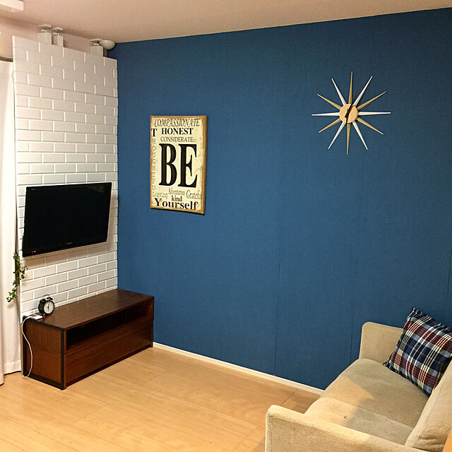 asukaの-【オータムセール】輸入壁紙 ドイツ製 ラッシュ Amelie1ロール(53cm×10m)単位で販売フリース壁紙(不織布) 無地カラーの壁紙の家具・インテリア写真