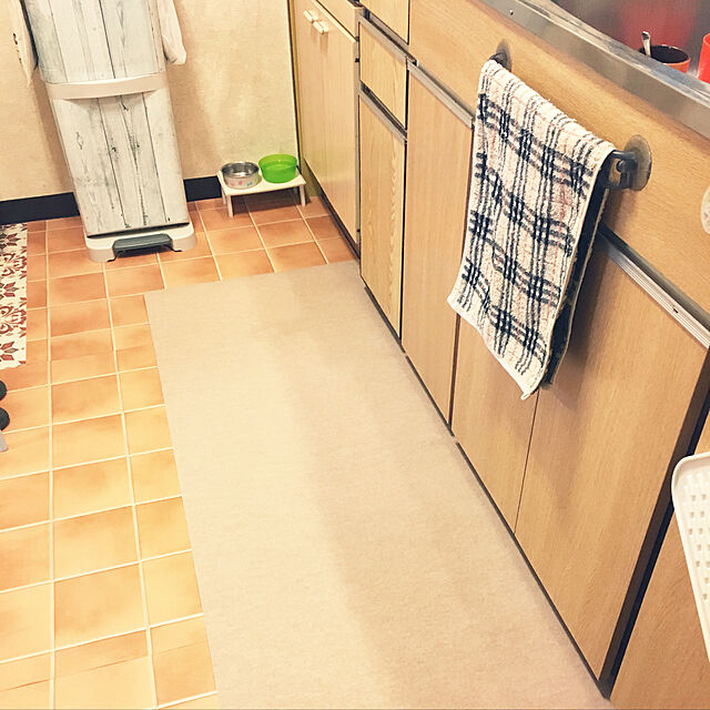 shigimiのサンコー-キッチンマット 60×120cm おしゃれ オシャレ 撥水 ずれない 拭ける ふける おくだけ吸着 サンコー 日本製 北欧の家具・インテリア写真