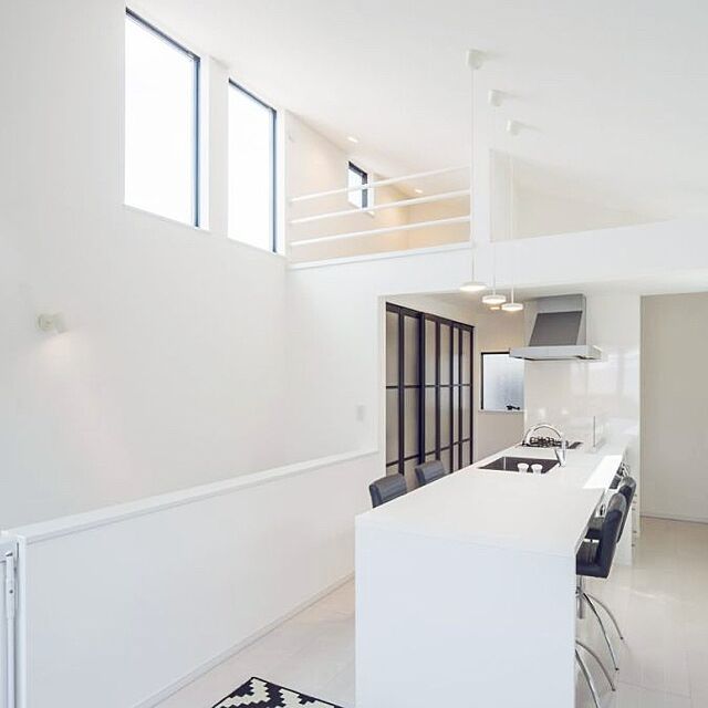 Akiのumbra (アンブラ)-umbra OTINO PUMP(オティーノ センサーポンプ) ホワイト/クロムの家具・インテリア写真