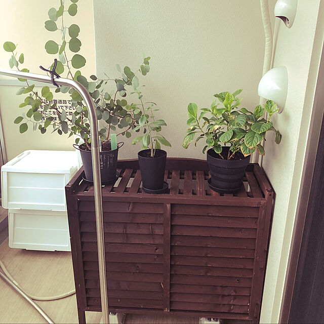 rin5muiteeeのタック(Tac)-リビングアウト(Living Out) 室外機カバー 天然木 ダークブラウンの家具・インテリア写真