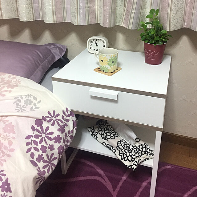 nachiのイケア-IKEA イケア TRYSIL ベッドサイドテーブル ホワイト 白 ライトグレー 45x40cm b50355748の家具・インテリア写真