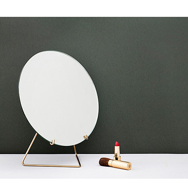viewgardenのMOEBE-ムーベ スタンディング ミラー φ30cm / MOEBE Standing Mirrorの家具・インテリア写真