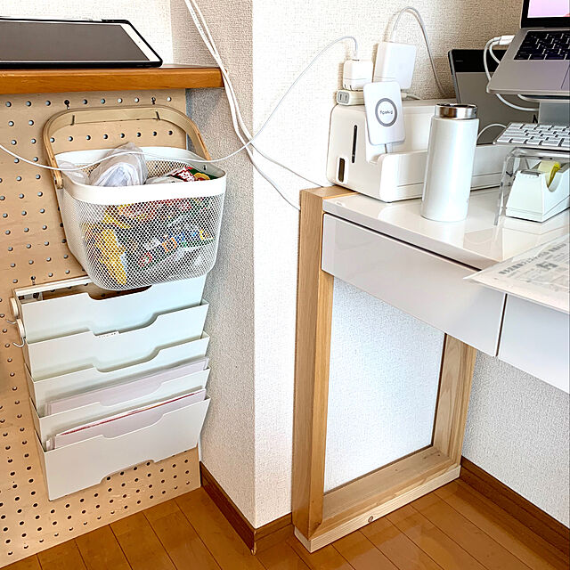shirokinaのSpinido-Bestandノートパソコンスタンド 11 '' -16 '' Macbook Air Pro/富士通と互換性のある放熱性に アルミニウム合金PCスタンド-シルバーの家具・インテリア写真