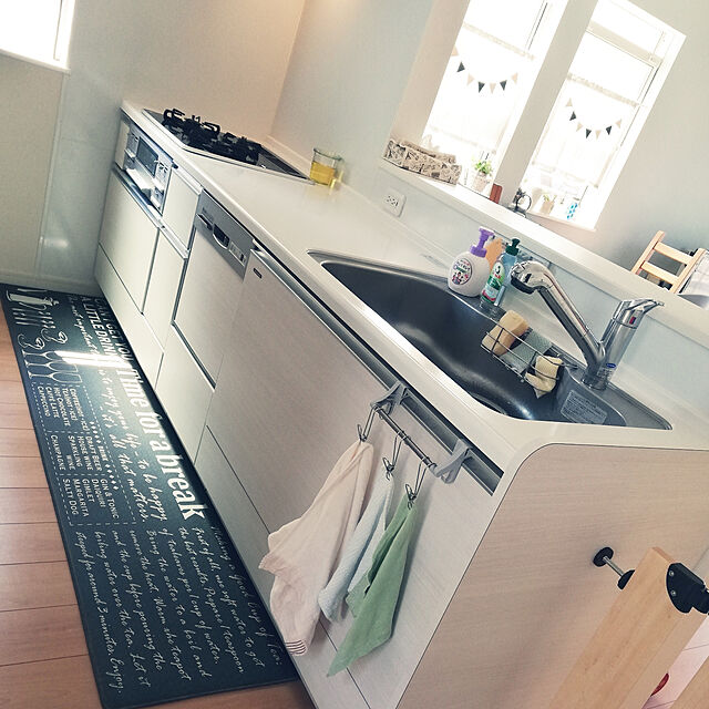 sorayuzumamaのニトリ-お手入れ簡単 水拭きできる キッチン用クッションフロアマット(レターGY45X220) の家具・インテリア写真