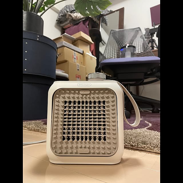超特価 デロンギ カプスーラ デスク セラミックファンヒーター リール