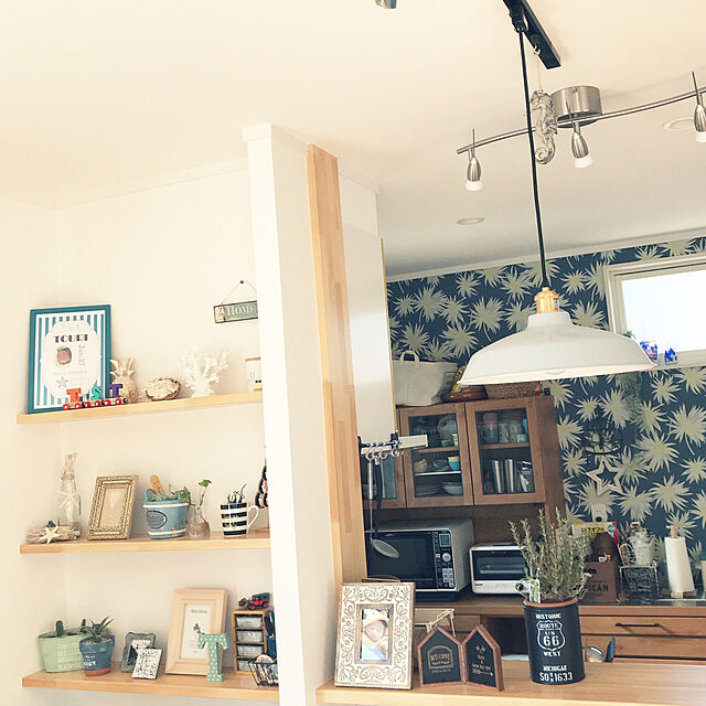 s.saの-【送料無料】国産 キッチンボード リナ 完成品 105幅 食器棚 コンセント付きの家具・インテリア写真