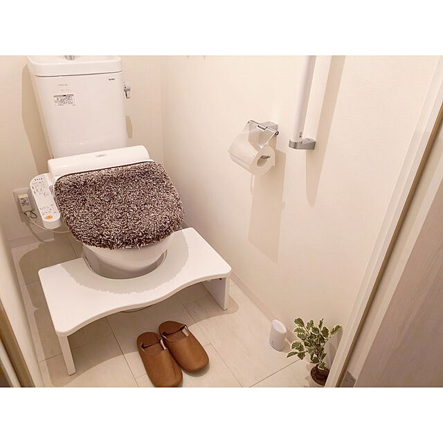 トイレの踏み台　白　木製