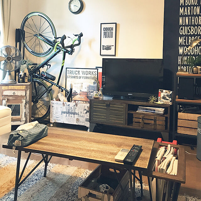 Yuheiの株式会社サイクルロッカー-サイクルロッカー クランク固定 自転車 縦置きスタンド CS-650 ロードバイク サイクルラック 室内保管収納の家具・インテリア写真