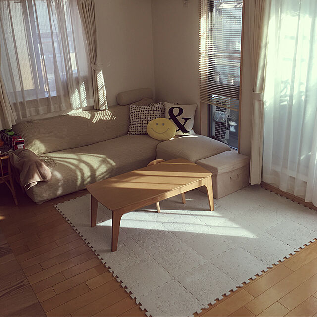 meiのニトリ-既製カーテン(ハサウェイ アイボリー 100X200X2) の家具・インテリア写真