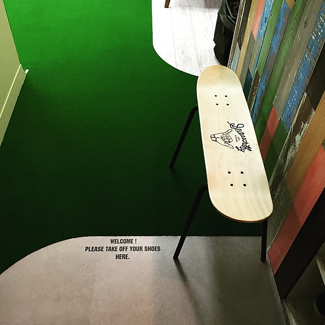 HARAKENの-お洒落　Indigo Sea　(インディゴシ―) SKATEBOARD CHAIR　スケートボードチェア ［グラフィックデザイン］インテリア　ファニチャー　椅子　の家具・インテリア写真