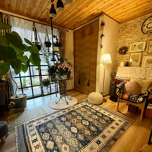 seana3761のイケヒコ・コーポレーション-モルドバ製 ウィルトン織り カーペット キリム 約133×190cm ネイビー 2352229の家具・インテリア写真